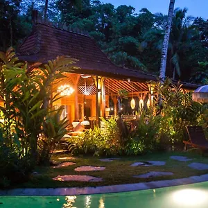 Mahadevi Jungle Retreat Joglo 1 Ubud